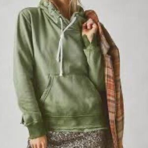 NWOT WE THE FREE zuma hoodie sweatshirt in green size S/M